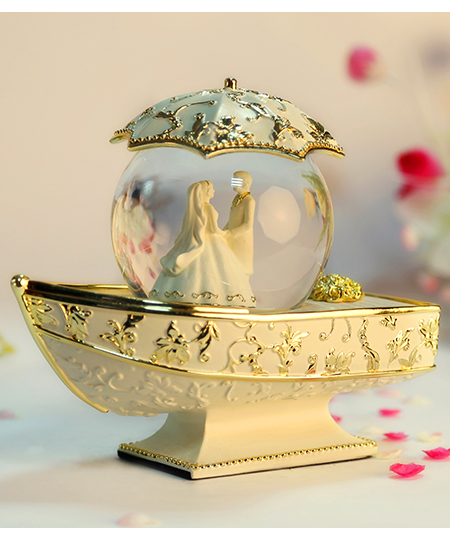 金色新娘船水晶球音乐盒